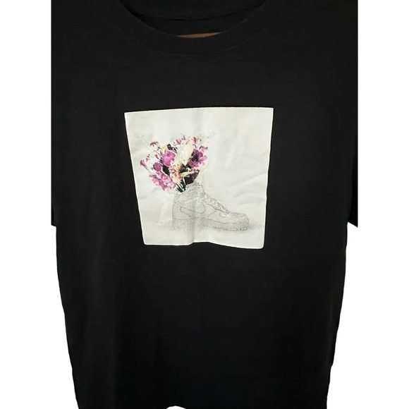 Nike Vintage Graphic Airforce One's Flowers Tee Shirt - Picture 2 of 3